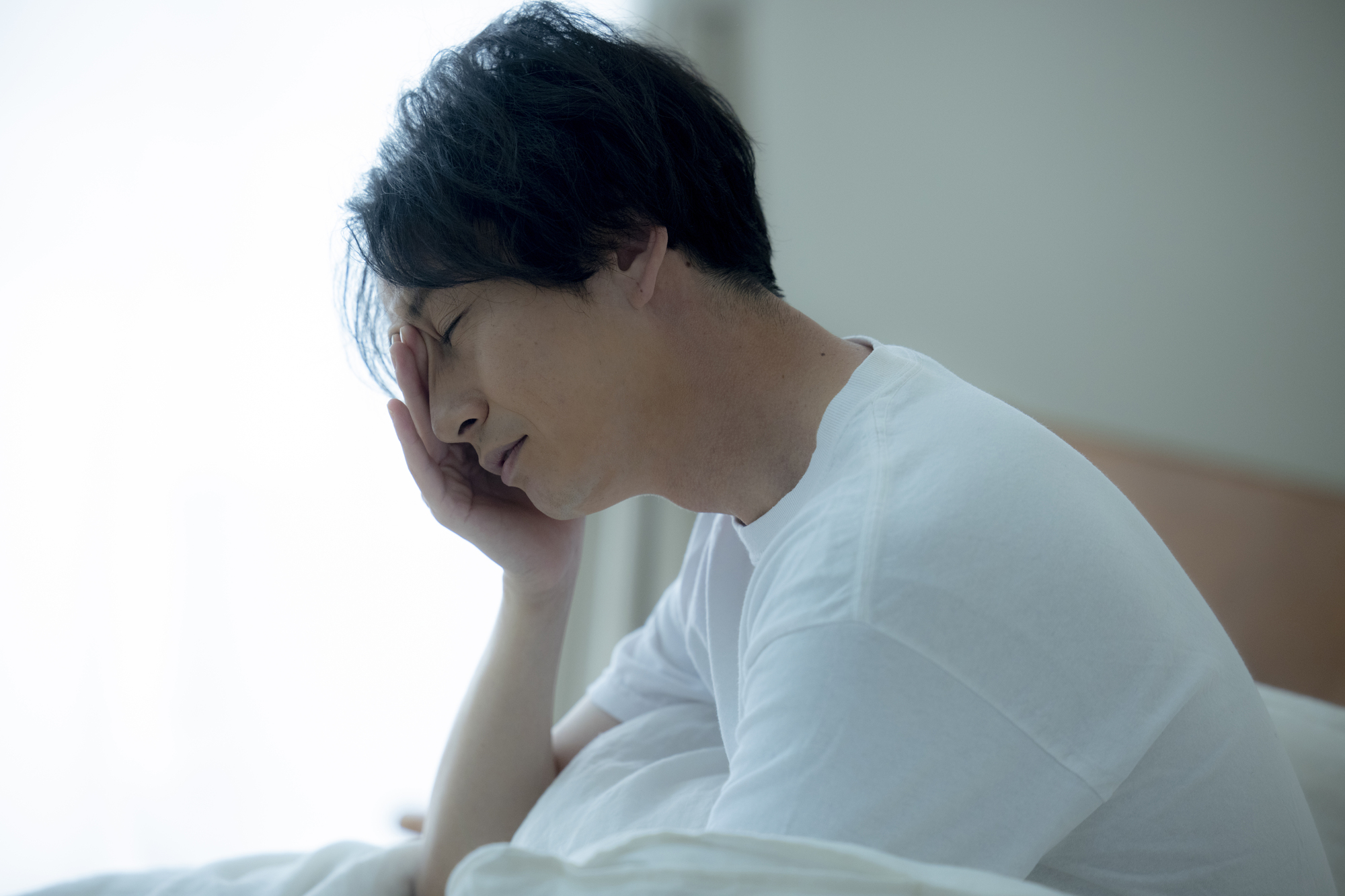 二日酔いにサヨナラ！ お酒を飲む前・中・後の対策10選