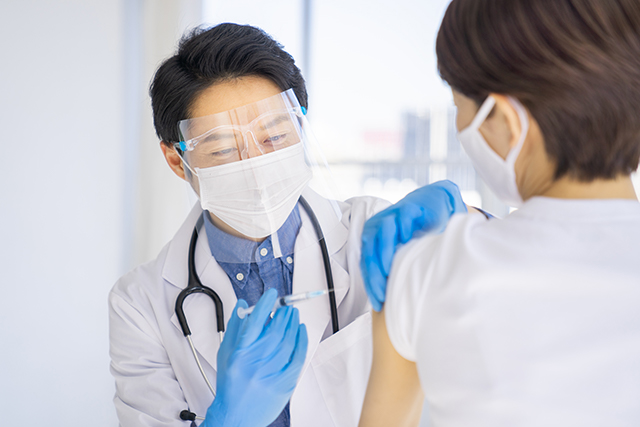 新型コロナウイルス感染症（COVID-19）を治療できるのでしょうか？