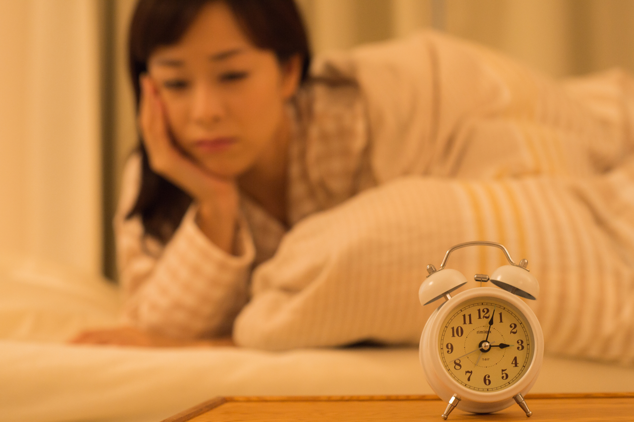 眠れない、眠りが浅い……それって更年期のせい？ まずは自分の睡眠を知ろう