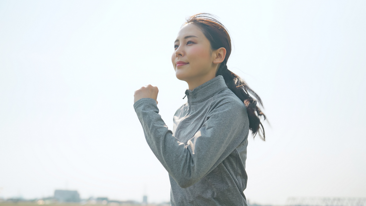 運動する女性のイメージ画像