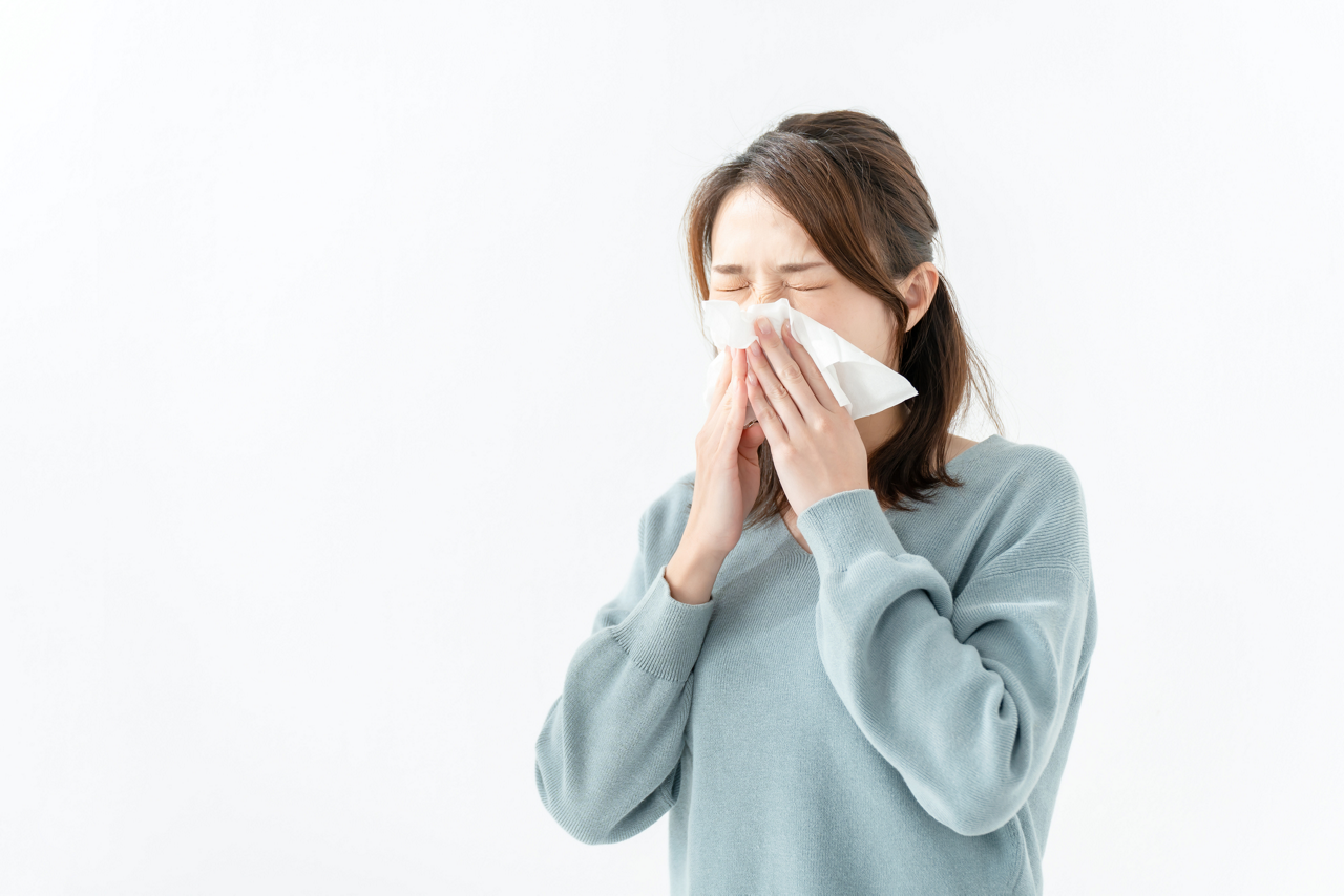 アレルギー性鼻炎の女性