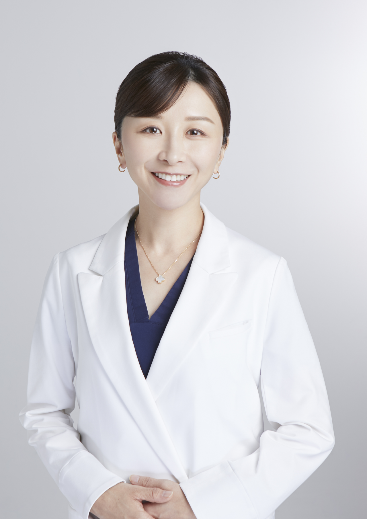 こばとも皮膚科 院長 小林 智子 先生